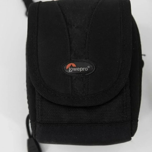 Lowepro Rezo 20 Point  & Shoot camera bag - Picture 3 of 6